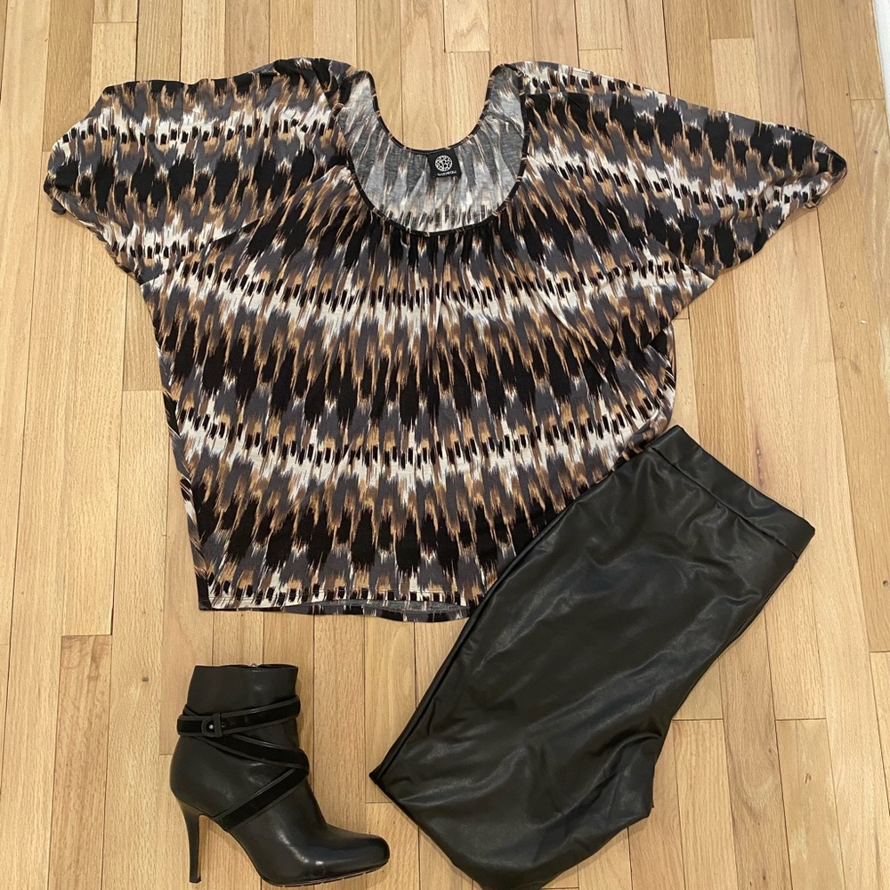 Bobeau Sexy scoop Neck Top